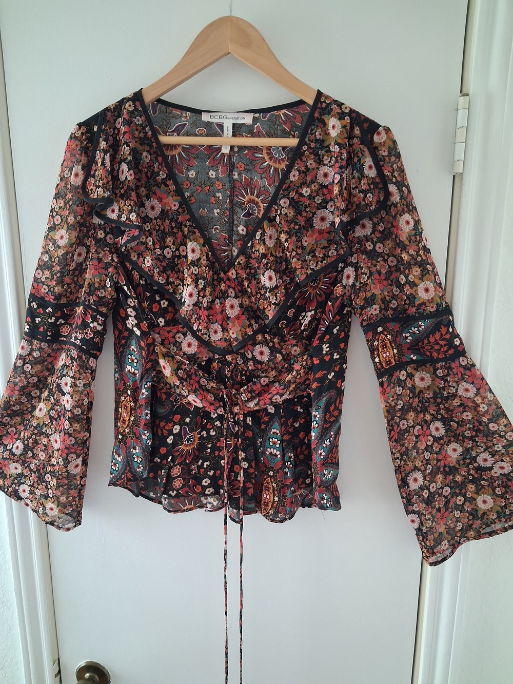 BCBGMaxAzria Black Floral Wrap Blouse with Bell Sleeves - Picture 4 of 6